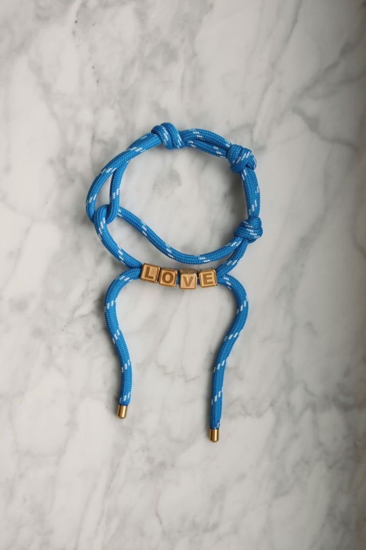  FEL BLAUW