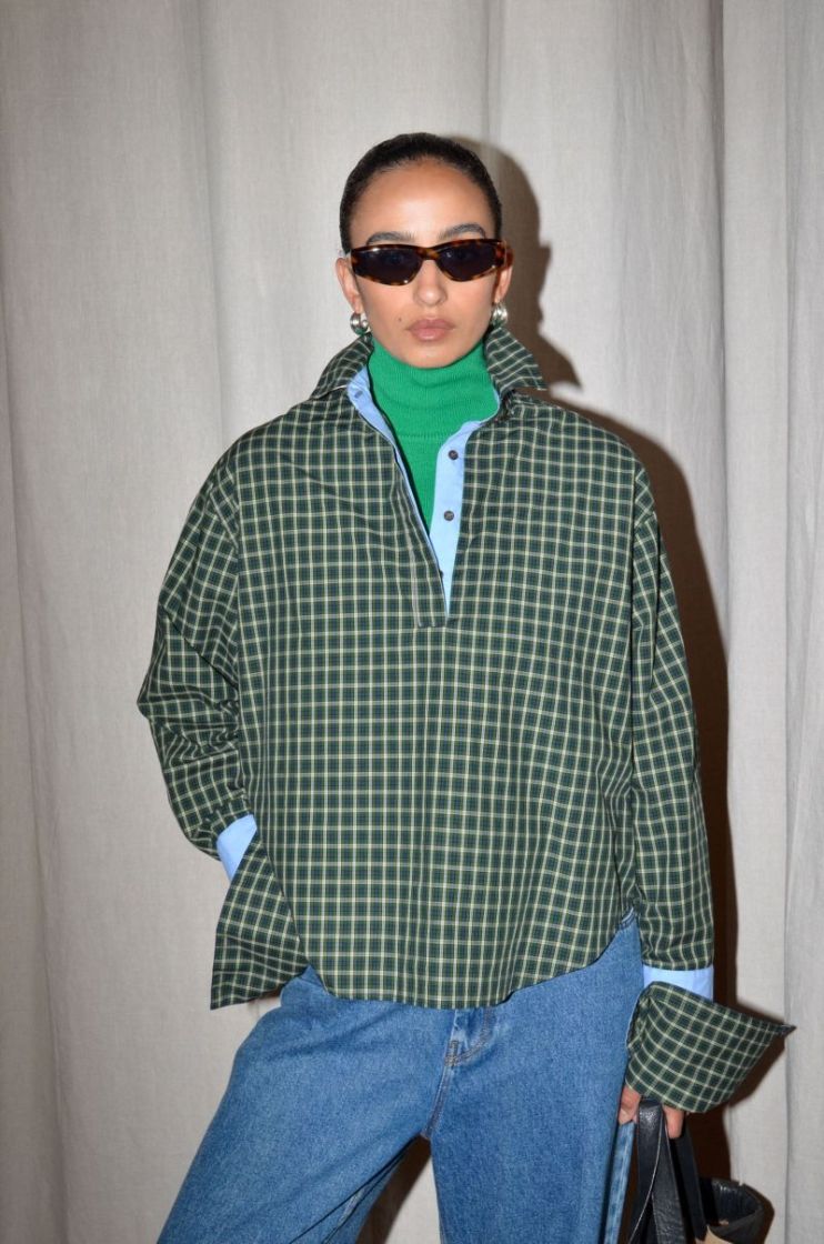  8869 BLUE-GREEN