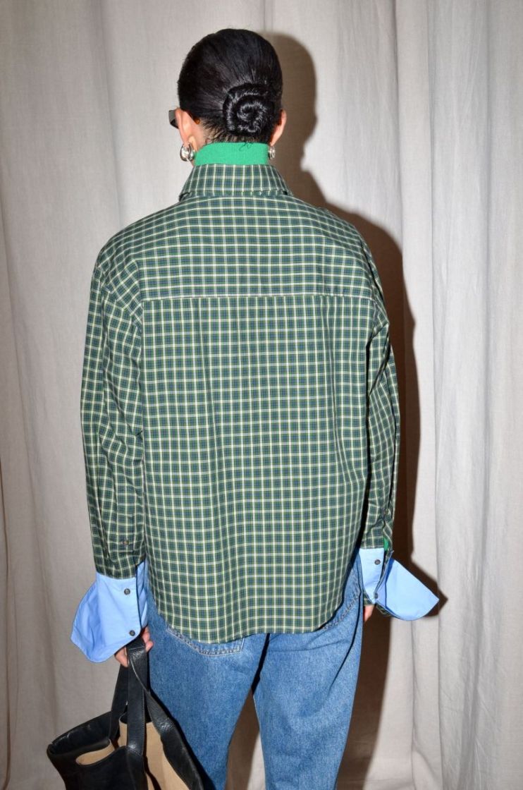  8869 BLUE-GREEN