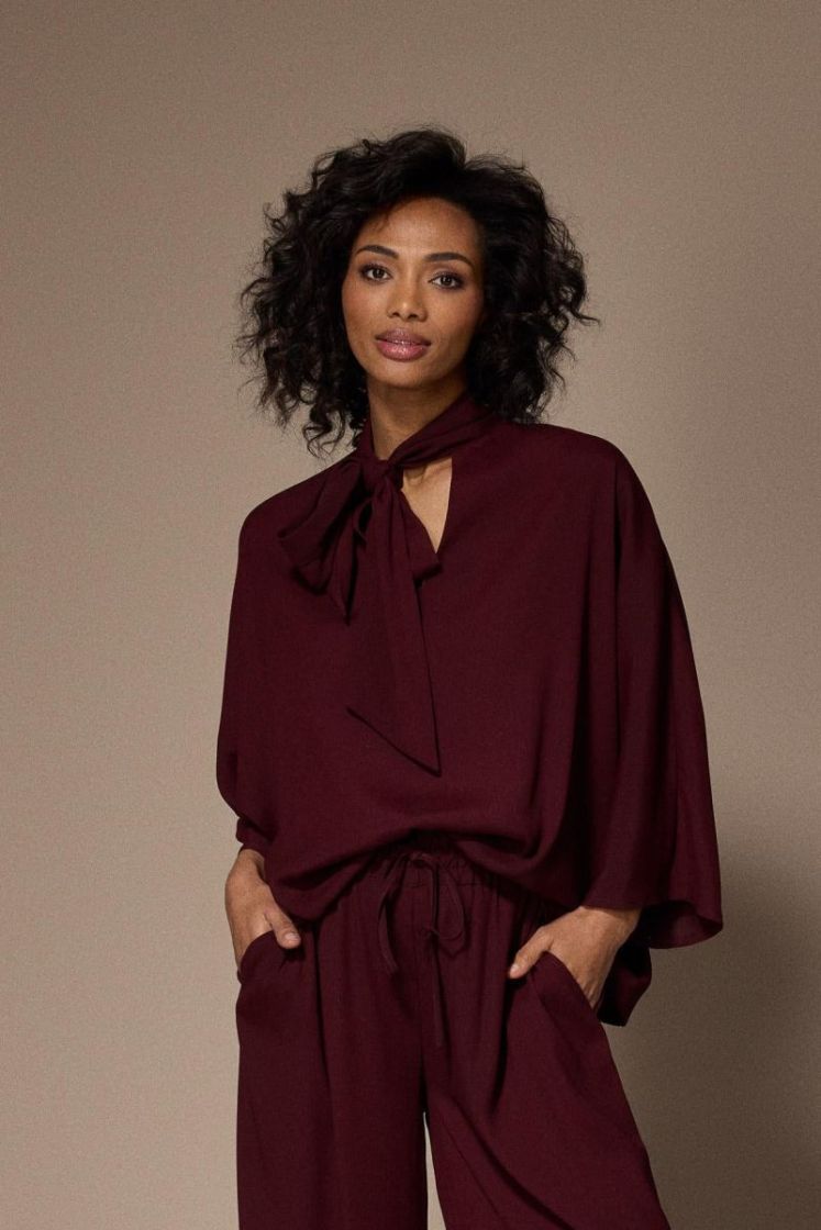  037 Burgundy BU