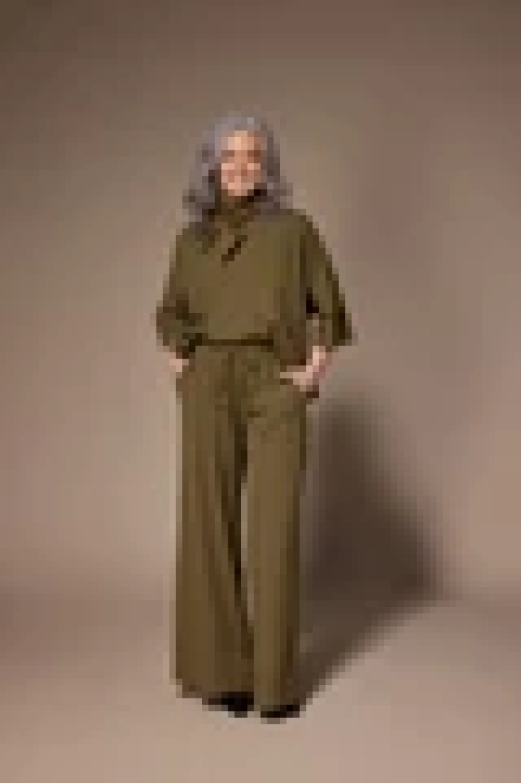  021 Khaki GROEN