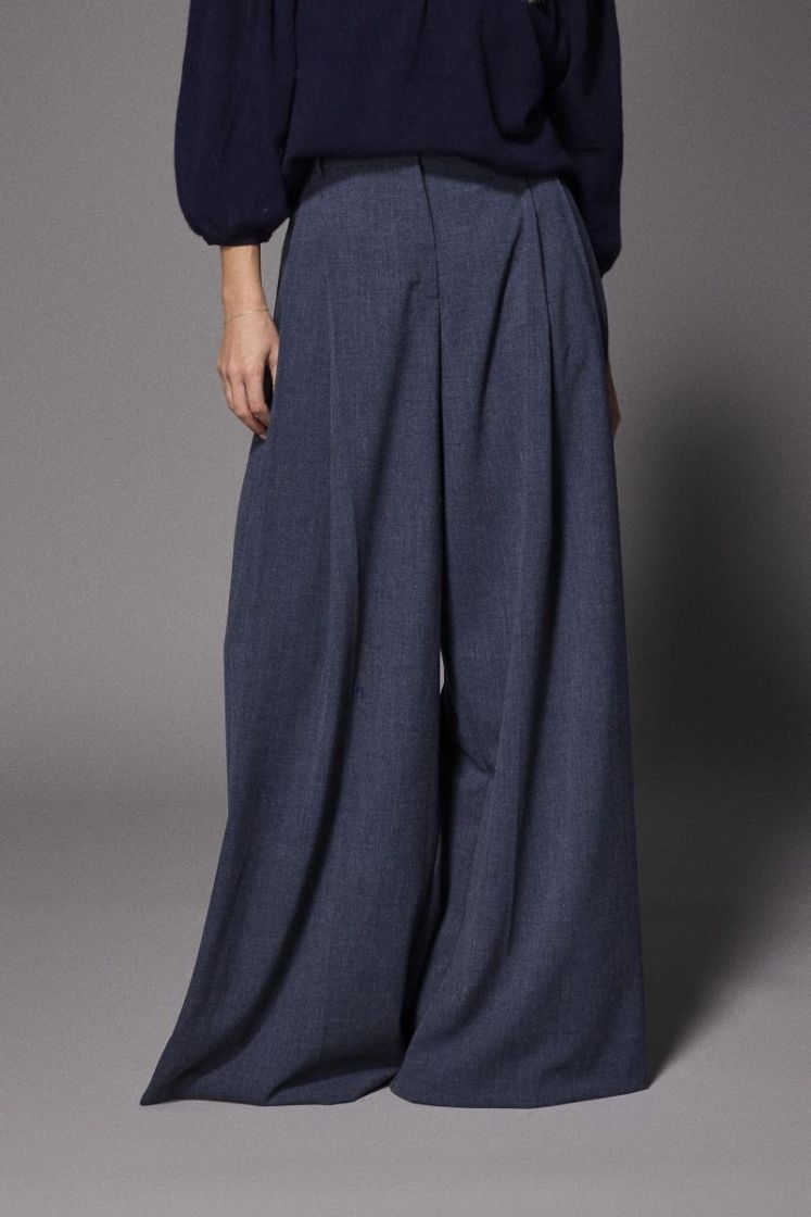  011 Navy BLAUW