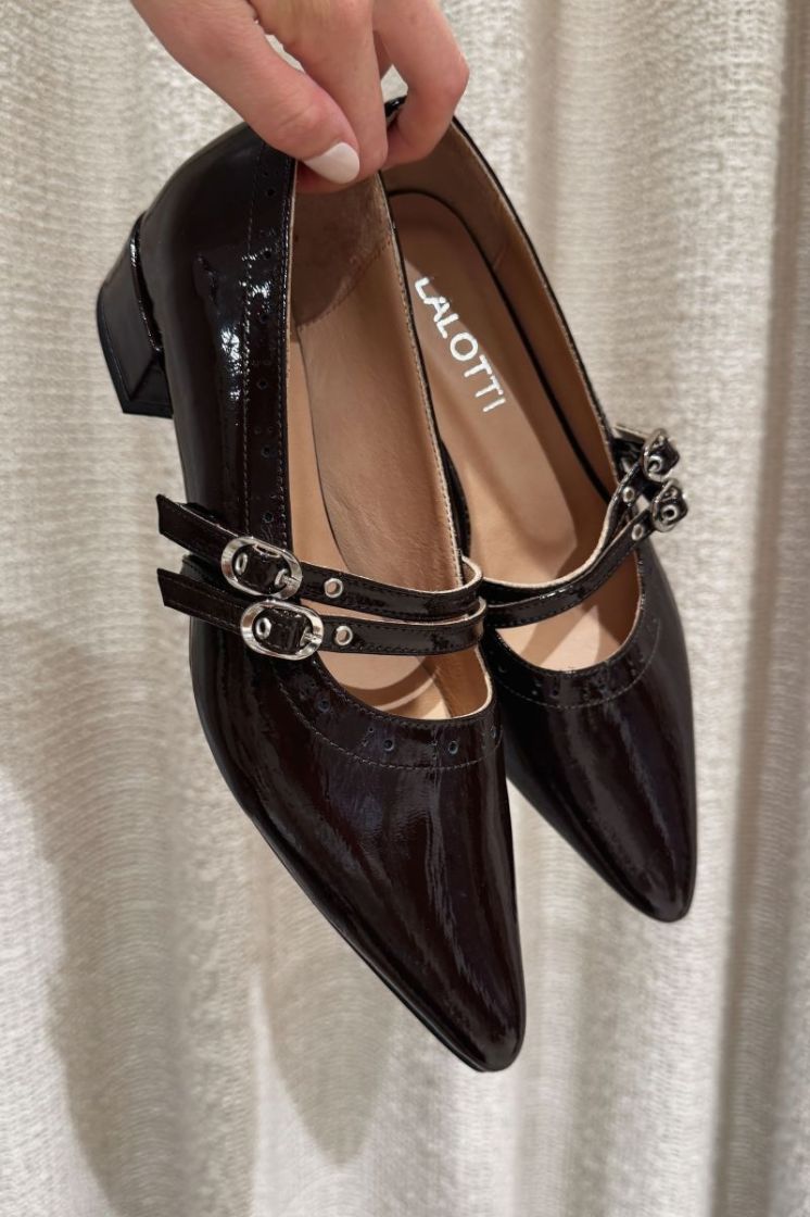  040 Brown
